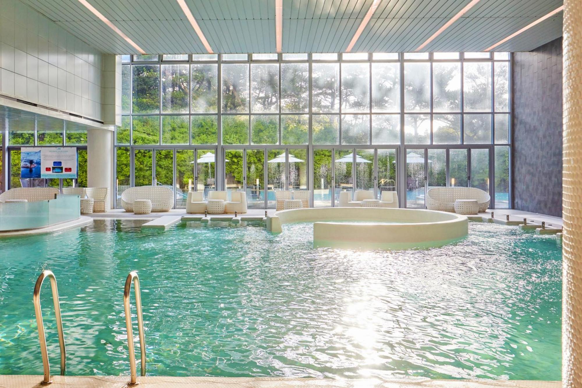 סאוגוויפו We Hotel Jeju מראה חיצוני תמונה