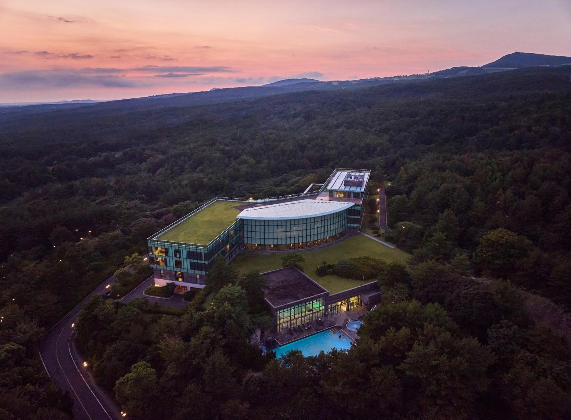 סאוגוויפו We Hotel Jeju מראה חיצוני תמונה