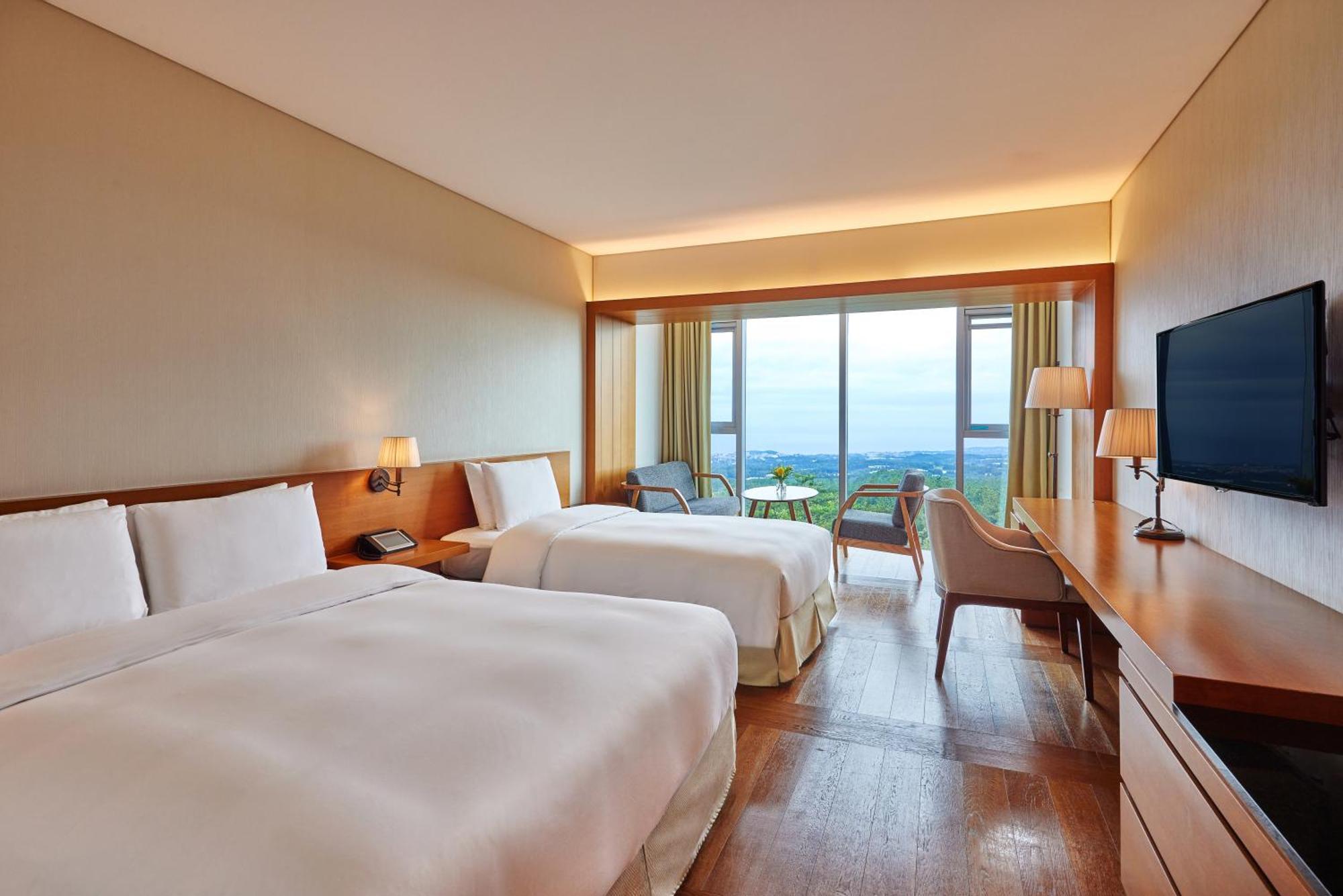 סאוגוויפו We Hotel Jeju מראה חיצוני תמונה